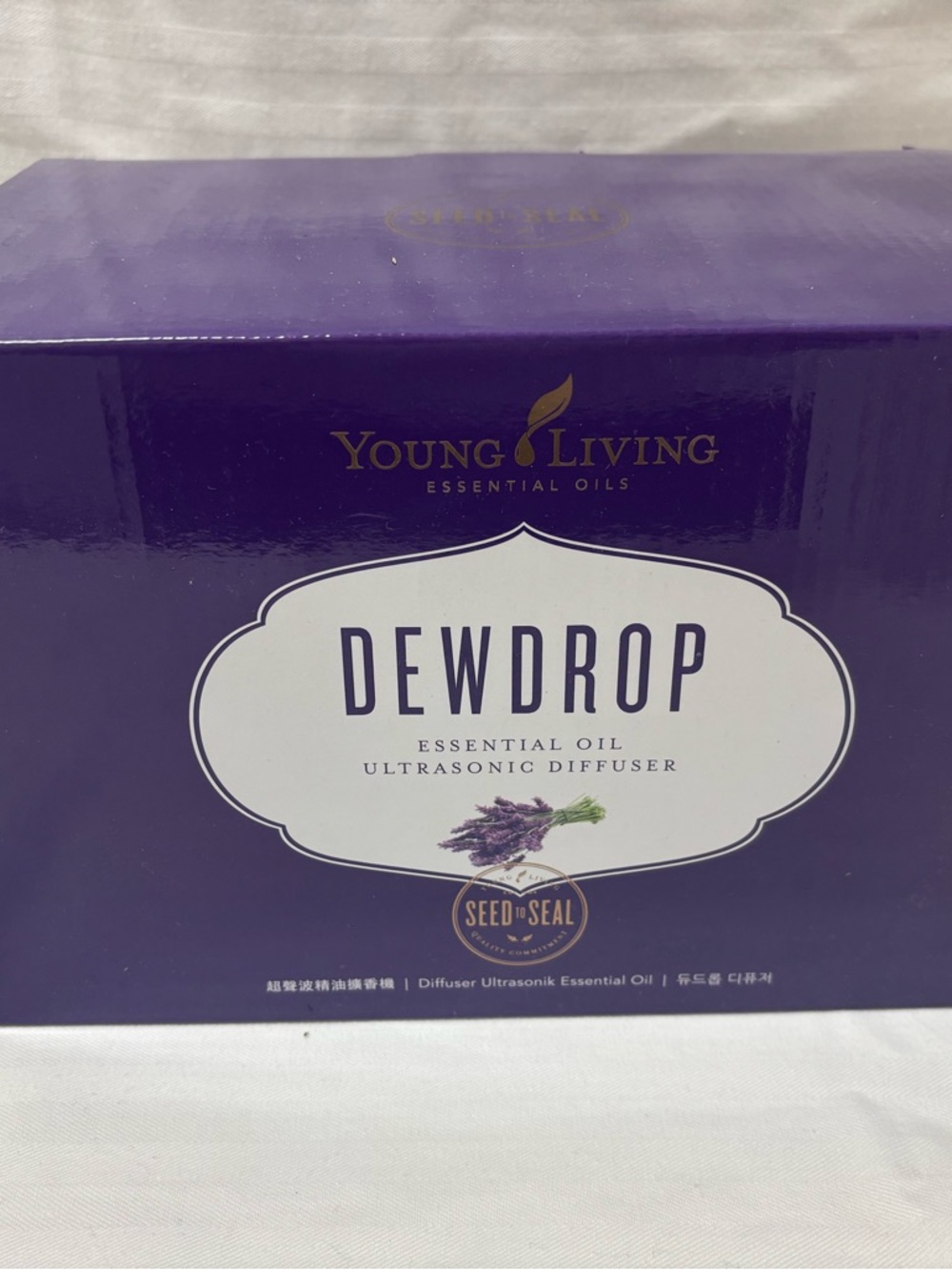 Essential Oil Ultrasonic Diffuser (new in box) - Picture 5 of 7